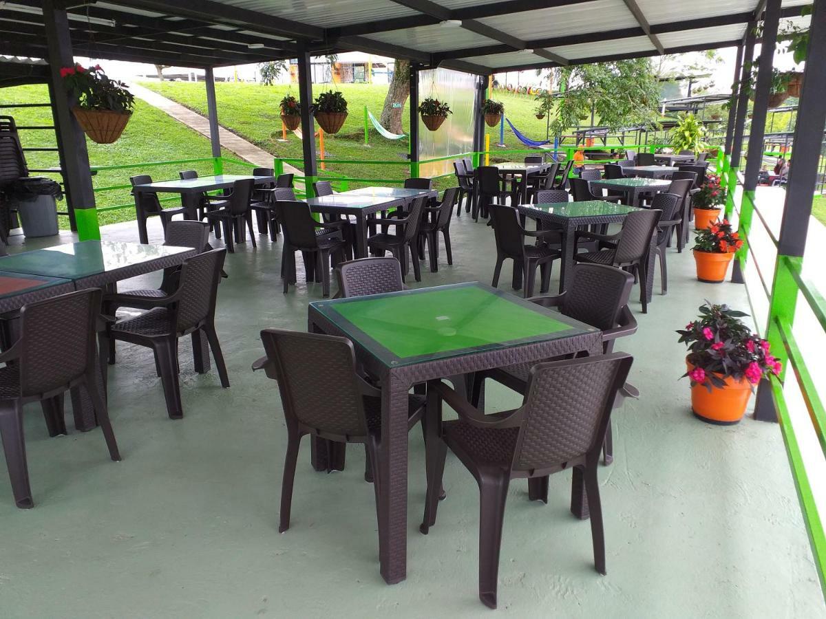 Glamping - Calochorno Hotel Alcala Luaran gambar